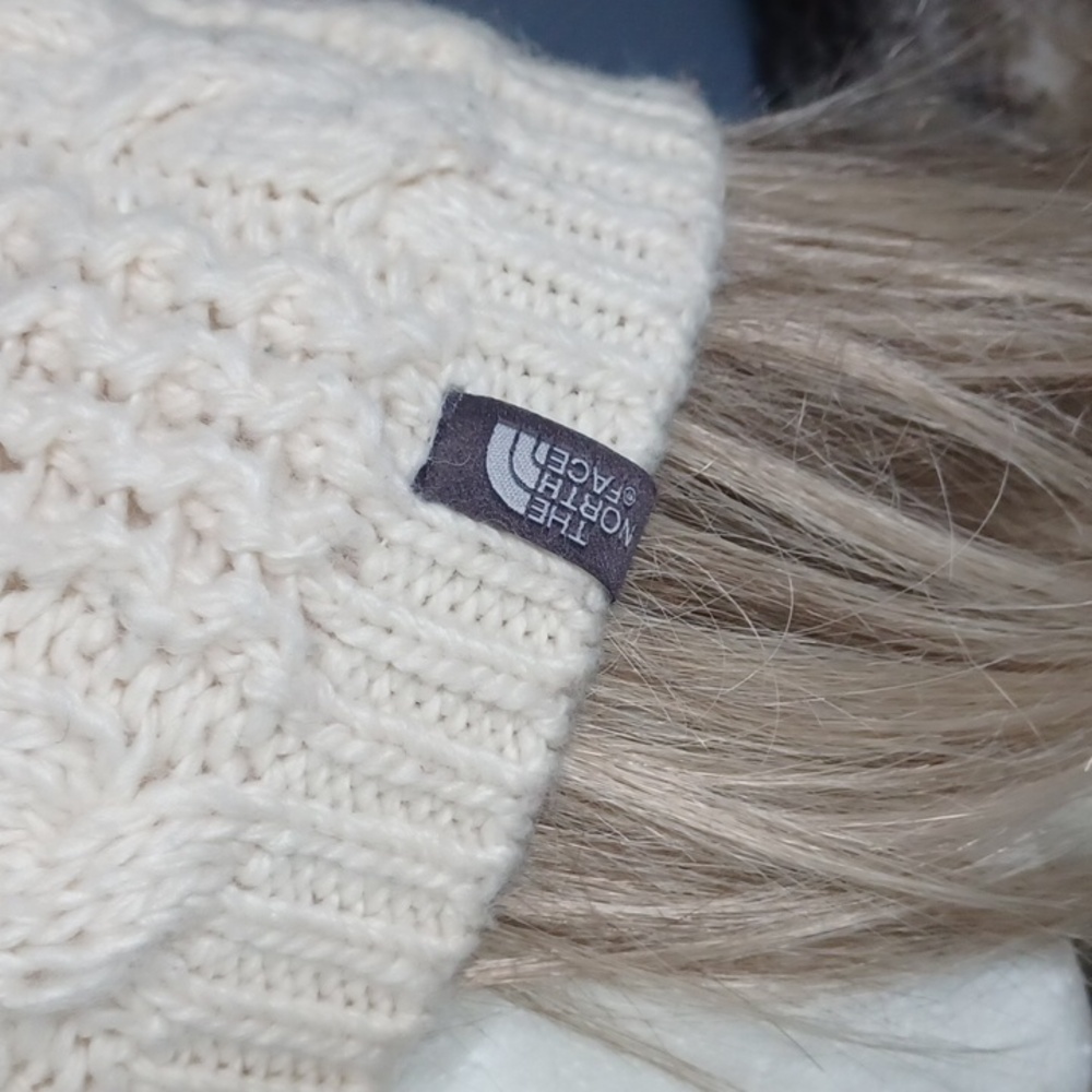The North Face hat - Picture 2 of 9